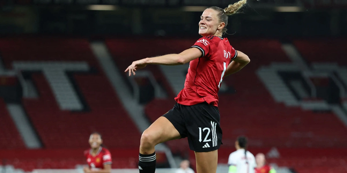 Fridolina-Rolfo-Jadi-Pahlawan-United