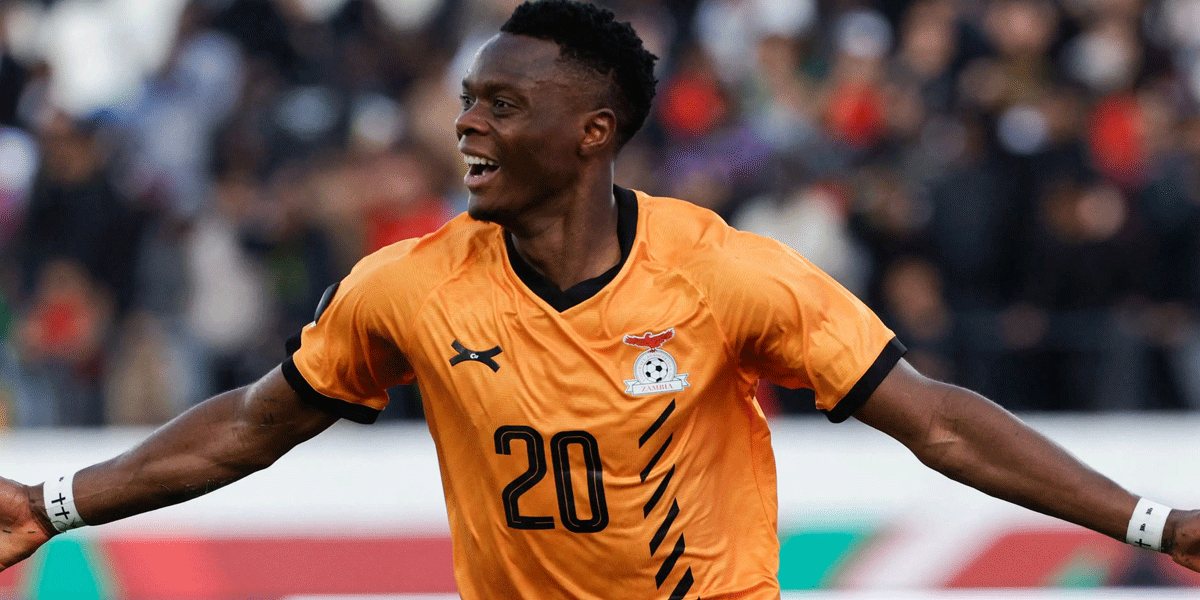 Selebrasi Gol Berujung Mencekam Striker Liga Inggris Nyaris Patah Leher