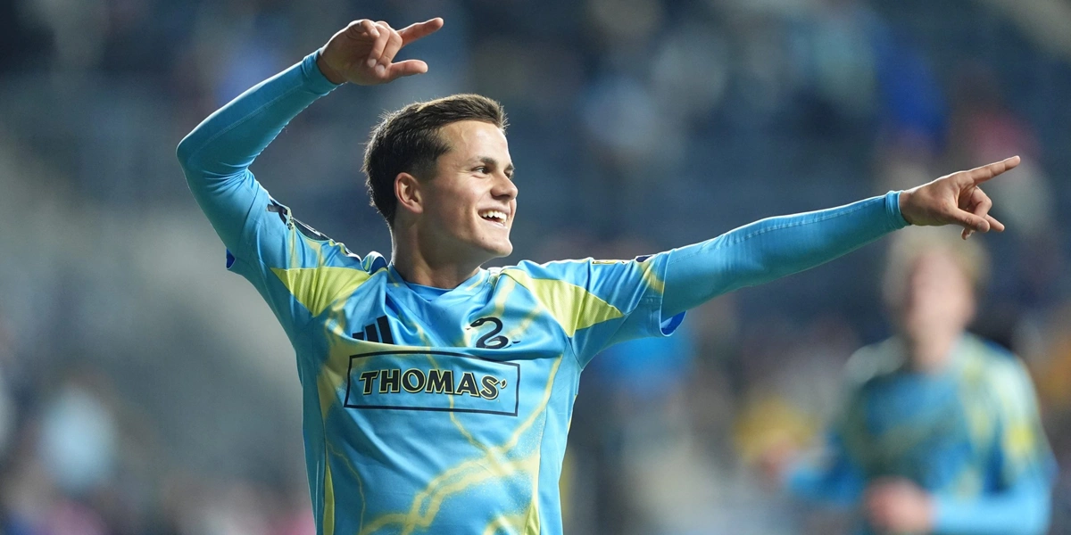 Cavan Sullivan Cetak Sejarah dengan Gol Pertama untuk Union